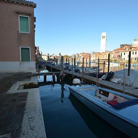 Barbera-Biennale Veneza Exterior foto